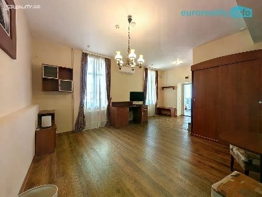 Pronájem obchodního prostoru 30 m²