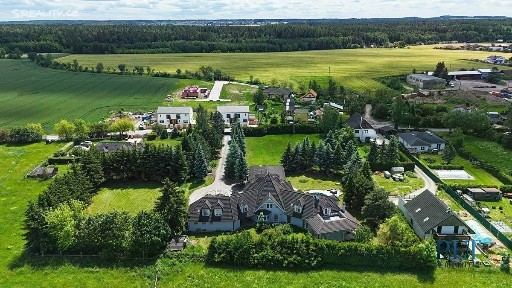 Pronájem vily 728 m², pozemek 7038 m² Starobabická, Babice