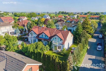 Prodej rodinného domu 123 m², pozemek 393 m² Za Farou, Praha - Slivenec