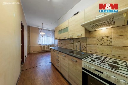 Prodej bytu 2+1 46 m² náměstí SNP, Kynšperk nad Ohří