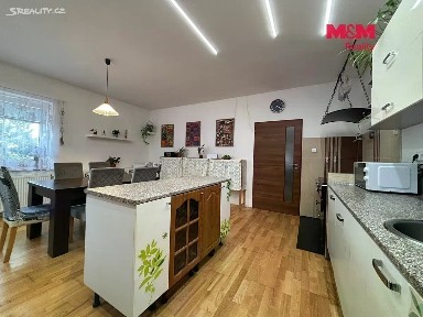 Prodej chalupy 210 m², pozemek 598 m²