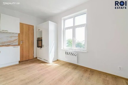 Pronájem bytu 2+1 50 m² Jahnova, Ostrava - Mariánské Hory