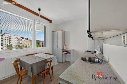 Prodej bytu 4+1 102 m² Manětínská, Plzeň - Bolevec