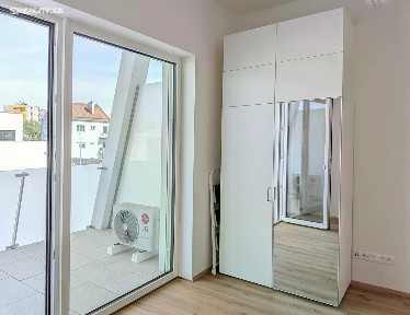 Komárovská, Brno - Komárov