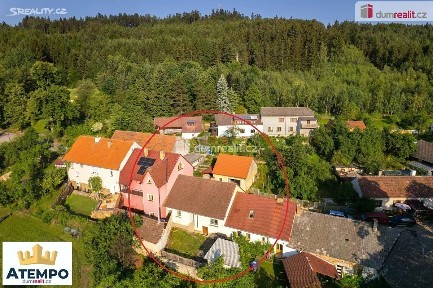 Prachatická, Lhenice