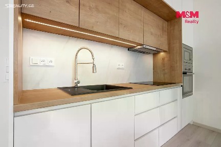 Pronájem bytu 2+kk 60 m² Důlní, Ostrava - Moravská Ostrava