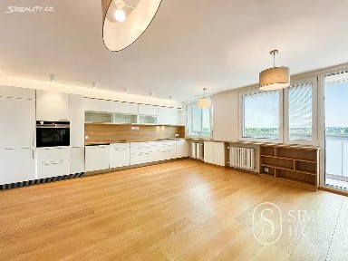 Prodej bytu 3+kk 74 m² Láskova, Praha - Chodov