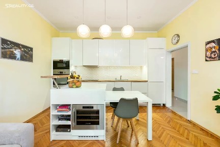 Prodej bytu 3+kk 75 m² Svornosti, Praha - Smíchov