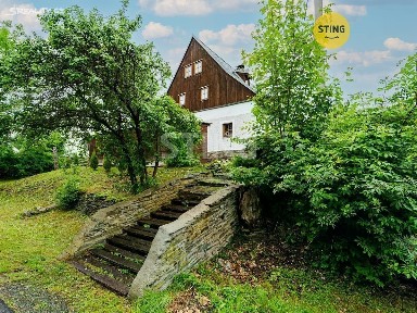 Prodej komerční nemovitosti 480 m²
