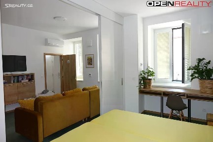 Strážnice, Hodonín