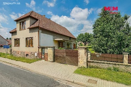 Prodej rodinného domu 177 m², pozemek 1742 m²