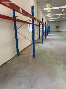 Pronájem skladového prostoru 614 m²