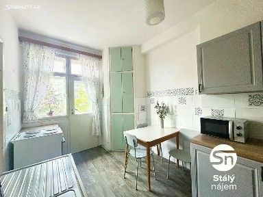 Pronájem bytu 2+1 73 m² Milady Horákové, Praha - Bubeneč