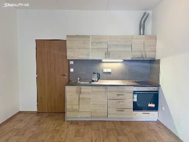Pronájem bytu 1+kk 32 m²