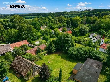 Prodej rodinného domu 262 m², pozemek 3091 m²