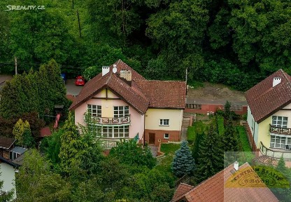 Dubí, Teplice, Mánesova