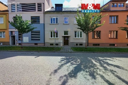 Prodej rodinného domu 180 m², pozemek 426 m²