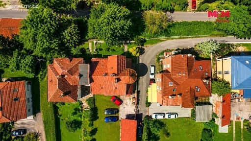 Prodej rodinného domu 205 m², pozemek 788 m²