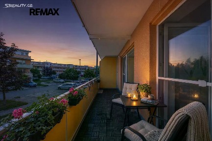 Prodej bytu 3+kk 79 m² Sicherova, Praha - Kyje