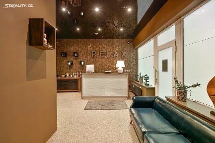 Prodej obchodního prostoru 133 m² Uzbecká, Praha - Vršovice