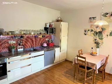 Prodej rodinného domu 77 m², pozemek 128 m²