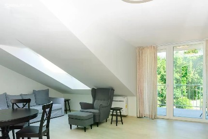 Pronájem bytu 2+kk 78 m² Hlavní, Průhonice