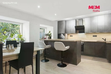 Prodej rodinného domu 250 m², pozemek 577 m² Lipová, Stěžery
