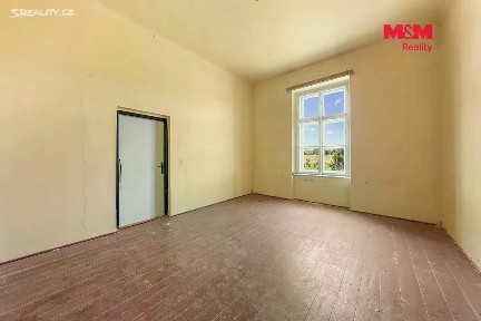 Prodej činžovního domu 3000 m²