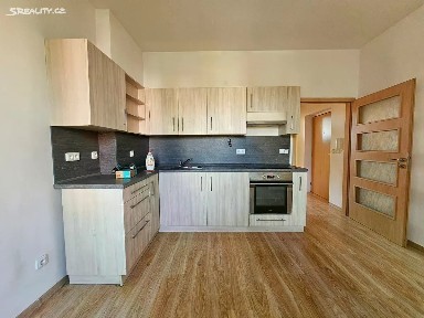 Pronájem bytu 2+1 49 m² Mojmírovců, Ostrava - Mariánské Hory