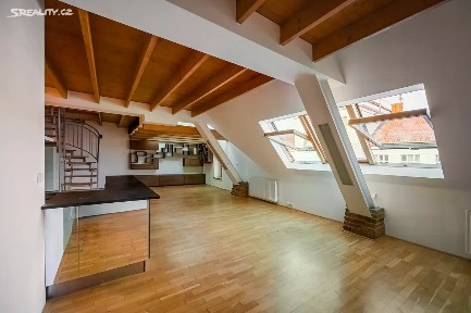 Prodej bytu 2+kk 113 m² Preslova, Praha - Smíchov