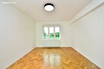 Pronájem bytu 3+kk 82 m² Na Stírce, Praha - Kobylisy