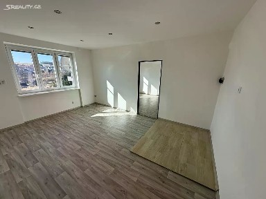 Pronájem bytu 2+1 56 m²
