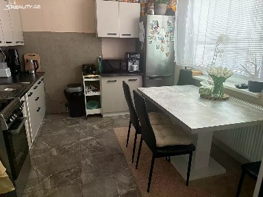 Prodej bytu 2+1 60 m² Na Borku, Jirkov