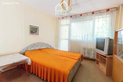 Prodej bytu 4+1 77 m² Těšínská, Plzeň - Lobzy