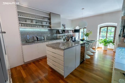 Prodej bytu 3+1 120 m² Šaldova, Praha - Karlín
