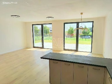 Pronájem bytu 4+kk 106 m²
