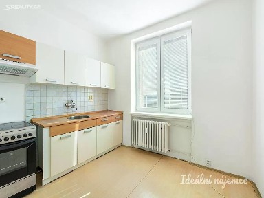 Pronájem bytu 2+1 53 m² Družstevní ochoz, Praha - Nusle