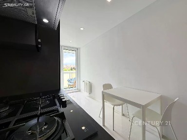 Pronájem bytu 3+kk 60 m² Praha - Řepy