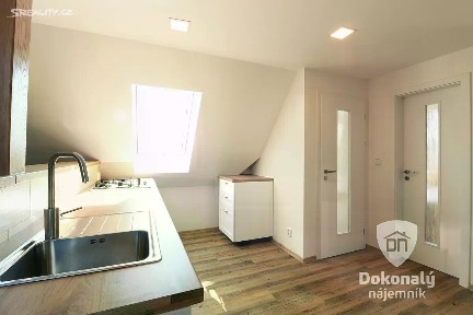 Pronájem bytu 2+kk 65 m² Chýňská, Praha - Ruzyně