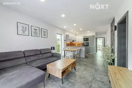 Prodej rodinného domu 76 m², pozemek 719 m²