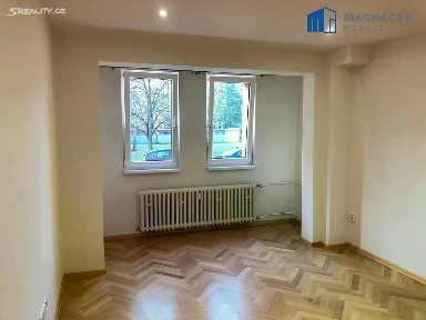 Pronájem bytu 1+1 36 m² Bydžovského, Duchcov