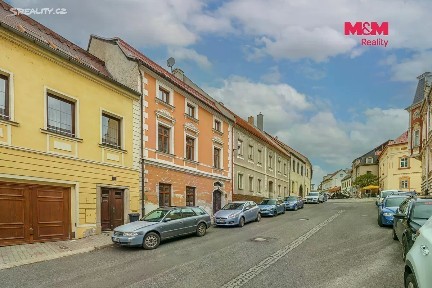 Prodej rodinného domu 260 m², pozemek 266 m²