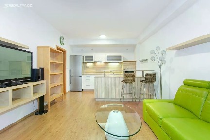 Pronájem bytu 2+kk 45 m² U Soudu, Ostrava - Poruba