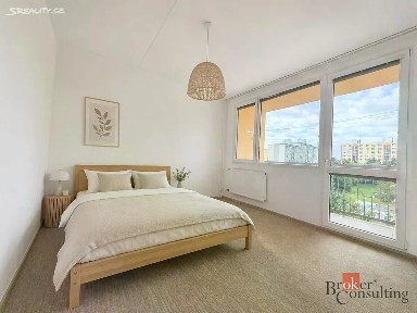 Prodej bytu 3+1 72 m² Rabštejnská, Plzeň - Bolevec