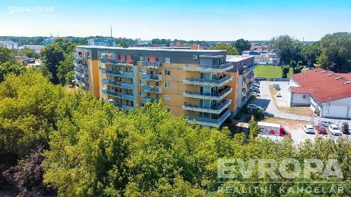 Prodej bytu 4+kk 104 m²