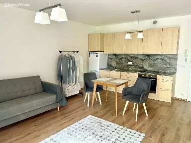 Prodej bytu 1+kk 36 m² Benediktínská, Kladno