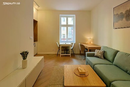 Prodej bytu 1+kk 30 m² Plzeňská, Praha - Košíře
