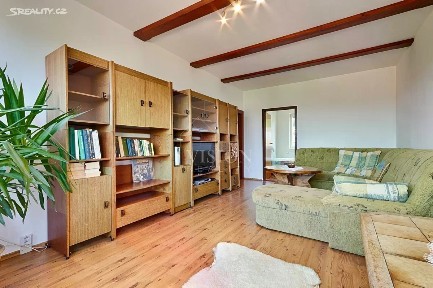 Prodej bytu 3+1 78 m² Sadová, Větřní