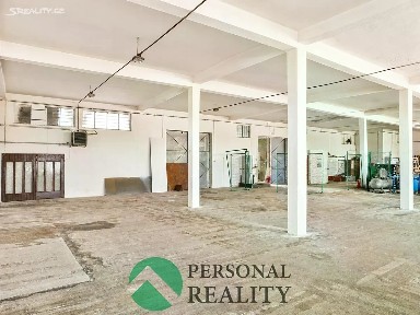 Pronájem obchodního prostoru 415 m²