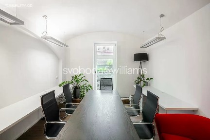 Pronájem kanceláře 115 m²